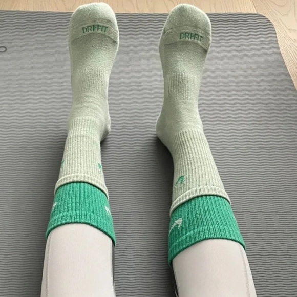 Nike  double layer socks - Picture 2 of 4